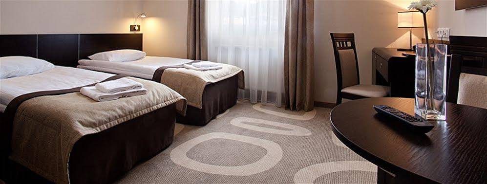 Hotel Picaro Zarska Wies Poludnie A4 Kierunek Polska Ζγκοζέλετς Εξωτερικό φωτογραφία